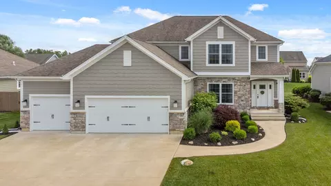 2306 Larkspur Dr, Troy, OH 45373