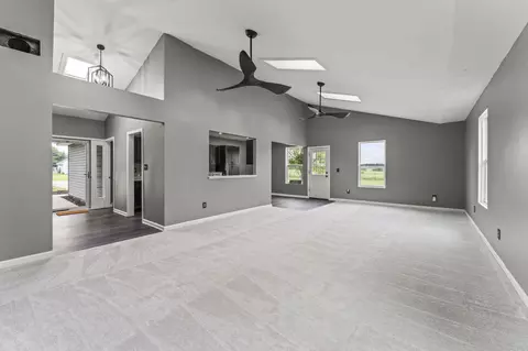 Living - 3667 Randee Ln, Springfield, OH 45502 photo 1 of 3