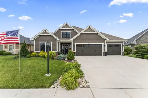 804 Pebble Pl, Tipp City, OH 45371