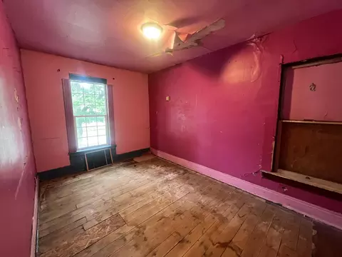 Bedroom - 609 S Ohio Ave, Sidney, OH 45365 photo 6 of 12