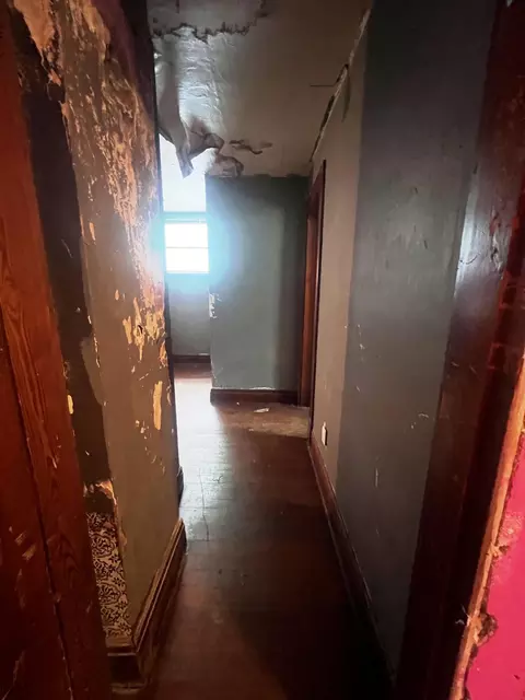 Entry Way - 609 S Ohio Ave, Sidney, OH 45365 photo 9 of 10