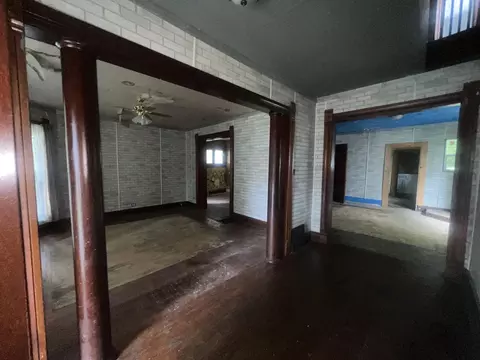 Entry Way - 609 S Ohio Ave, Sidney, OH 45365 photo 2 of 10
