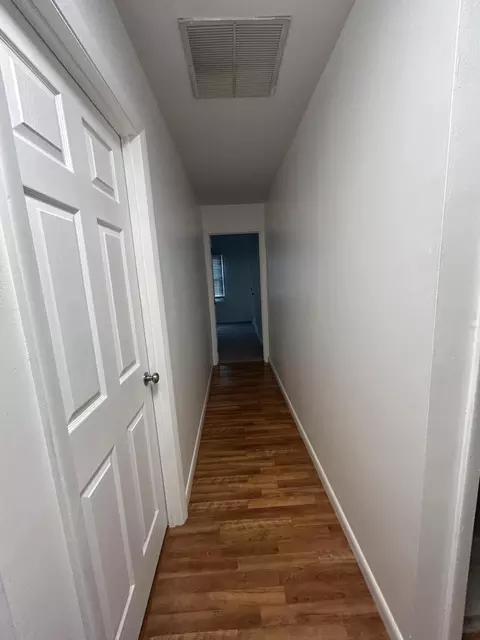 Entry Way - 5151 Pheasant St, Lima, OH 45807 photo 1 of 3