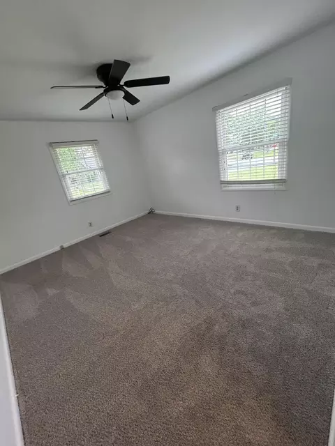 Bedroom - 5151 Pheasant St, Lima, OH 45807 photo 1 of 8