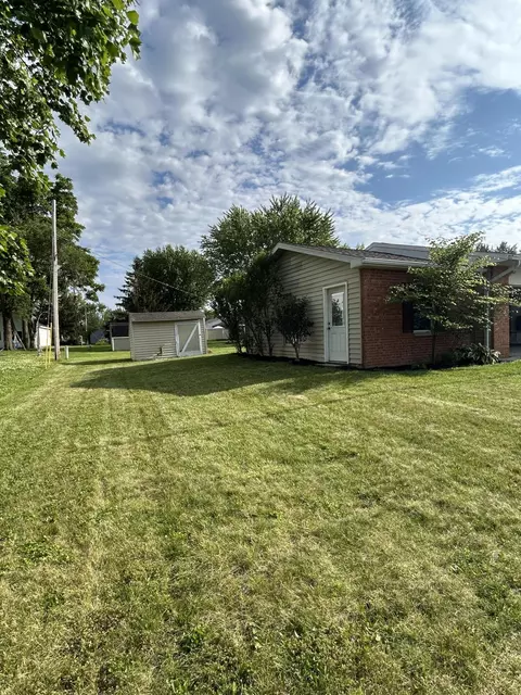 Exterior - 5151 Pheasant St, Lima, OH 45807 photo 4 of 5