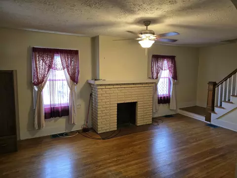 833 E Southern Ave, Springfield, OH 45505 photo 4