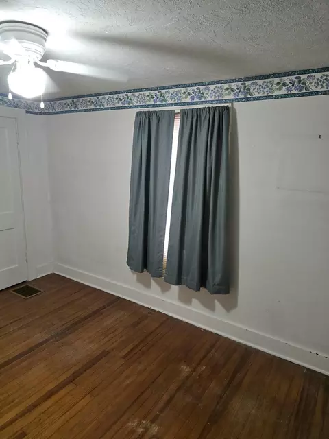 833 E Southern Ave, Springfield, OH 45505 photo 8