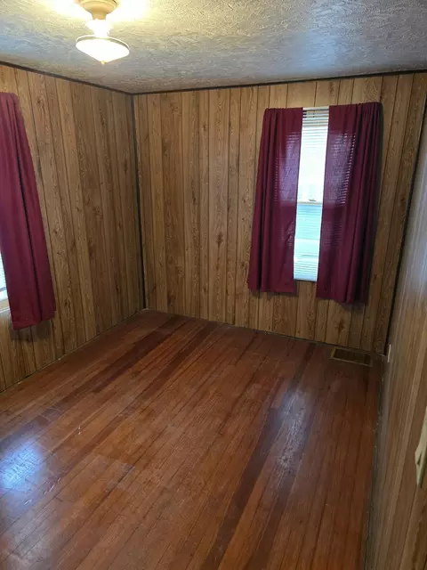 833 E Southern Ave, Springfield, OH 45505 photo 13