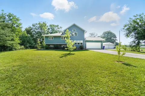 2185 Bowman Rd, Lima, OH 45804