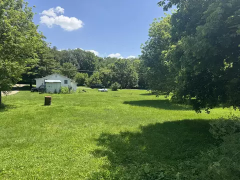 Exterior - 5570 Wynn Rd, Springfield, OH 45502 photo 8 of 9