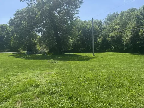 Exterior - 5570 Wynn Rd, Springfield, OH 45502 photo 4 of 9