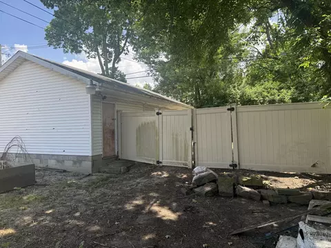 1108 N Fountain Blvd, Springfield, OH 45504 photo 8