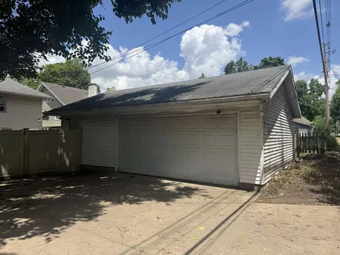 1108 N Fountain Blvd, Springfield, OH 45504 photo 9
