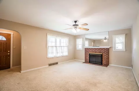 Living - 502 Chestnut St, Covington, OH 45318 photo 1 of 5
