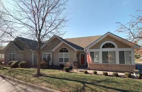 2676 Prestwick, Springfield, OH 45503
