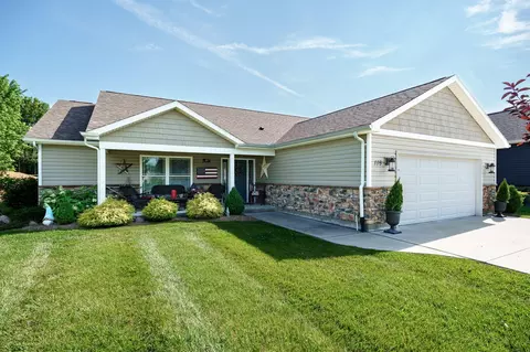 119 Hill Cir, Englewood, OH 45322