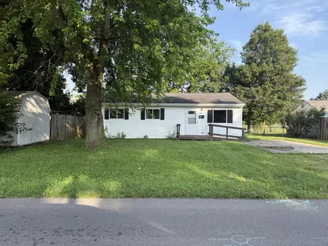 118 S Troy St, Bellefontaine, OH 43311