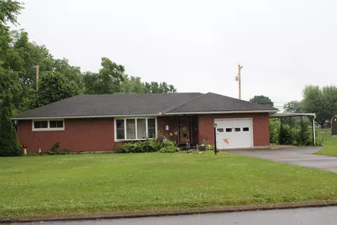 6 Woodside Dr, Arcanum, OH 45304