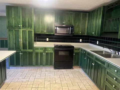 Kitchen - 3848 Beulah Dr, Sidney, OH 45365 photo 5 of 6