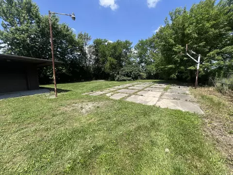 Exterior - 3848 Beulah Dr, Sidney, OH 45365 photo 5 of 7