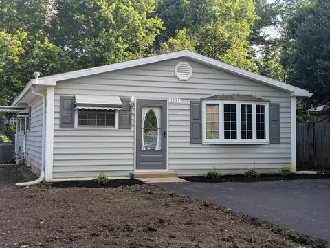 3653 Redwood Blvd, Springfield, OH 45503