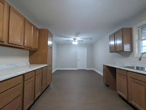 Kitchen - 3653 Redwood Blvd, Springfield, OH 45503 photo 2 of 3