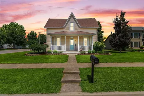 402 E Baird St, West Liberty, OH 43357