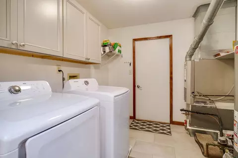 1911 Wedgewood Cir, Springfield, OH 45503 photo 27