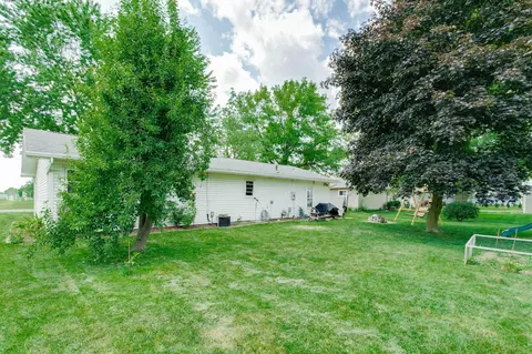 Exterior - 128 Meyer Rd, Celina, OH 45822 photo 5 of 7