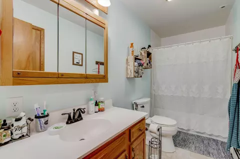 Bath - 128 Meyer Rd, Celina, OH 45822 photo 1 of 1
