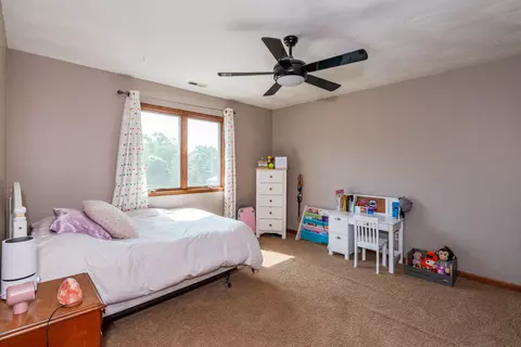 Bedroom - 2385 Ashbrook Dr, Springfield, OH 45502 photo 5 of 9