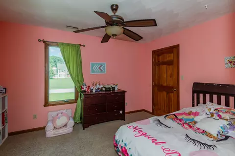 Bedroom - 2385 Ashbrook Dr, Springfield, OH 45502 photo 3 of 9