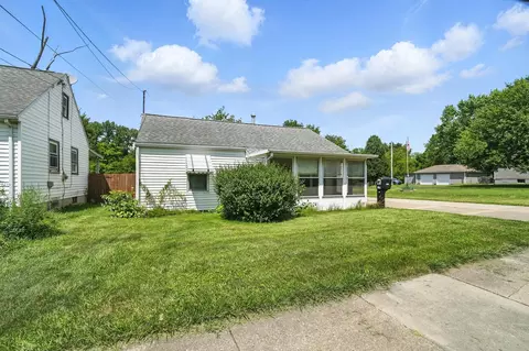 2438 Kenton St, Springfield, OH 45505 photo 4