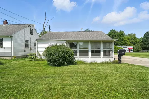 2438 Kenton St, Springfield, OH 45505 photo 2