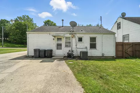 2438 Kenton St, Springfield, OH 45505 photo 23