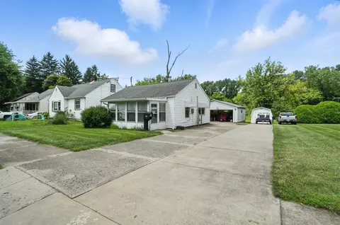 2438 Kenton St, Springfield, OH 45505
