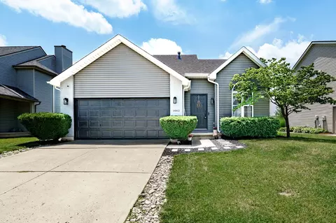 1662 Farrington Dr, Kettering, OH 45420