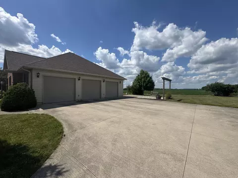 Exterior - 7651 Oldtown Rd, Celina, OH 45822 photo 5 of 26