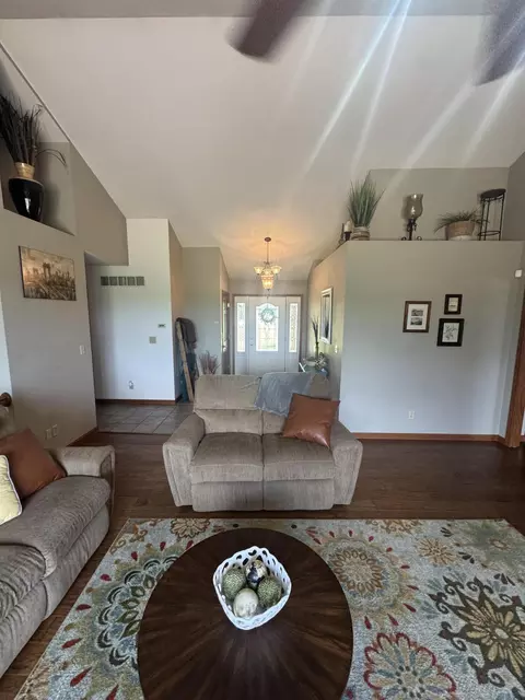 Entry Way - 7651 Oldtown Rd, Celina, OH 45822 photo 5 of 11