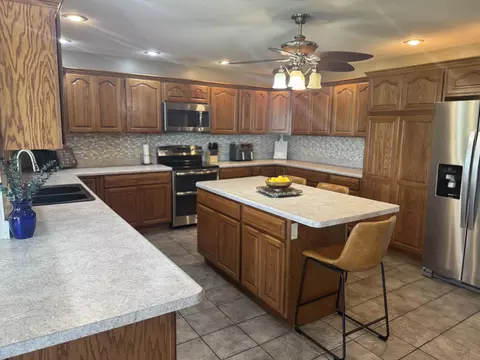 Kitchen - 7651 Oldtown Rd, Celina, OH 45822 photo 2 of 12