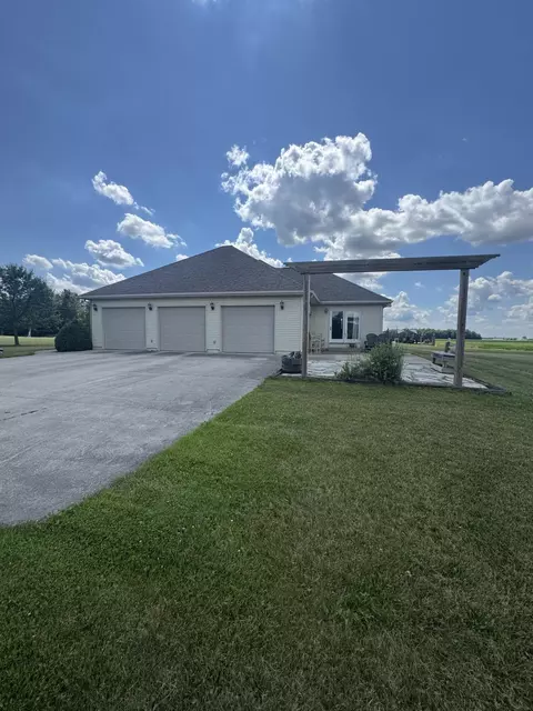 Exterior - 7651 Oldtown Rd, Celina, OH 45822 photo 10 of 26