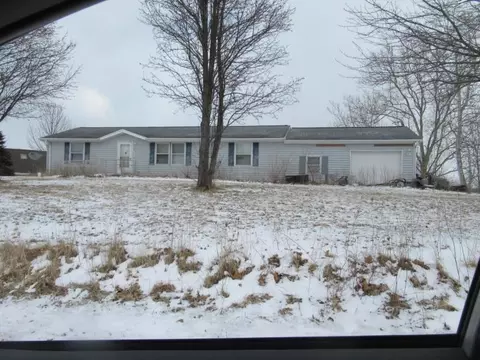 59 S Elm Tree Rd, Conover, OH 45317