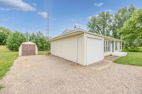 10040 Oakbrook Dr, Sidney, OH 45365 photo 5