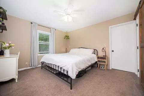 Bedroom - 1575 Ridgeway Dr, Springfield, OH 45506 photo 3 of 3