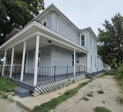 Exterior - 814 Selma Rd, Springfield, OH 45505 photo 2 of 5