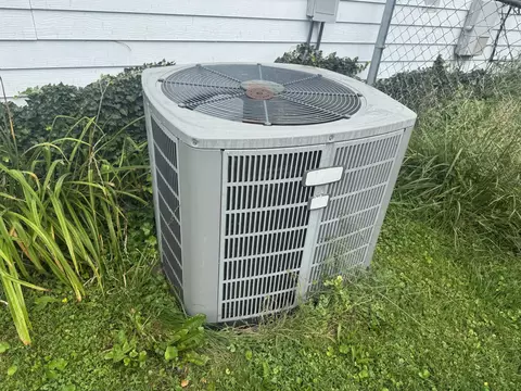 1667 Summit St, Springfield, OH 45503 photo 3