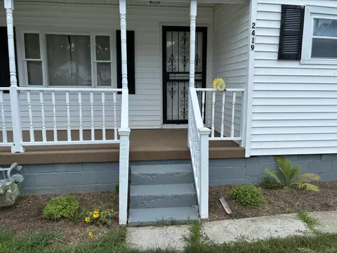 Exterior - 2419 Gladden St, Springfield, OH 45503 photo 11 of 13