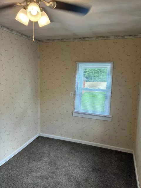 Bedroom - 2419 Gladden St, Springfield, OH 45503 photo 1 of 1