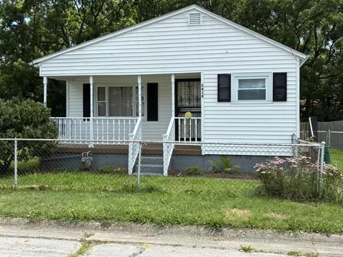 Exterior - 2419 Gladden St, Springfield, OH 45503 photo 2 of 13