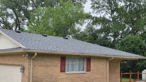 Exterior - 1401 E Home Rd, Springfield, OH 45503 photo 2 of 13